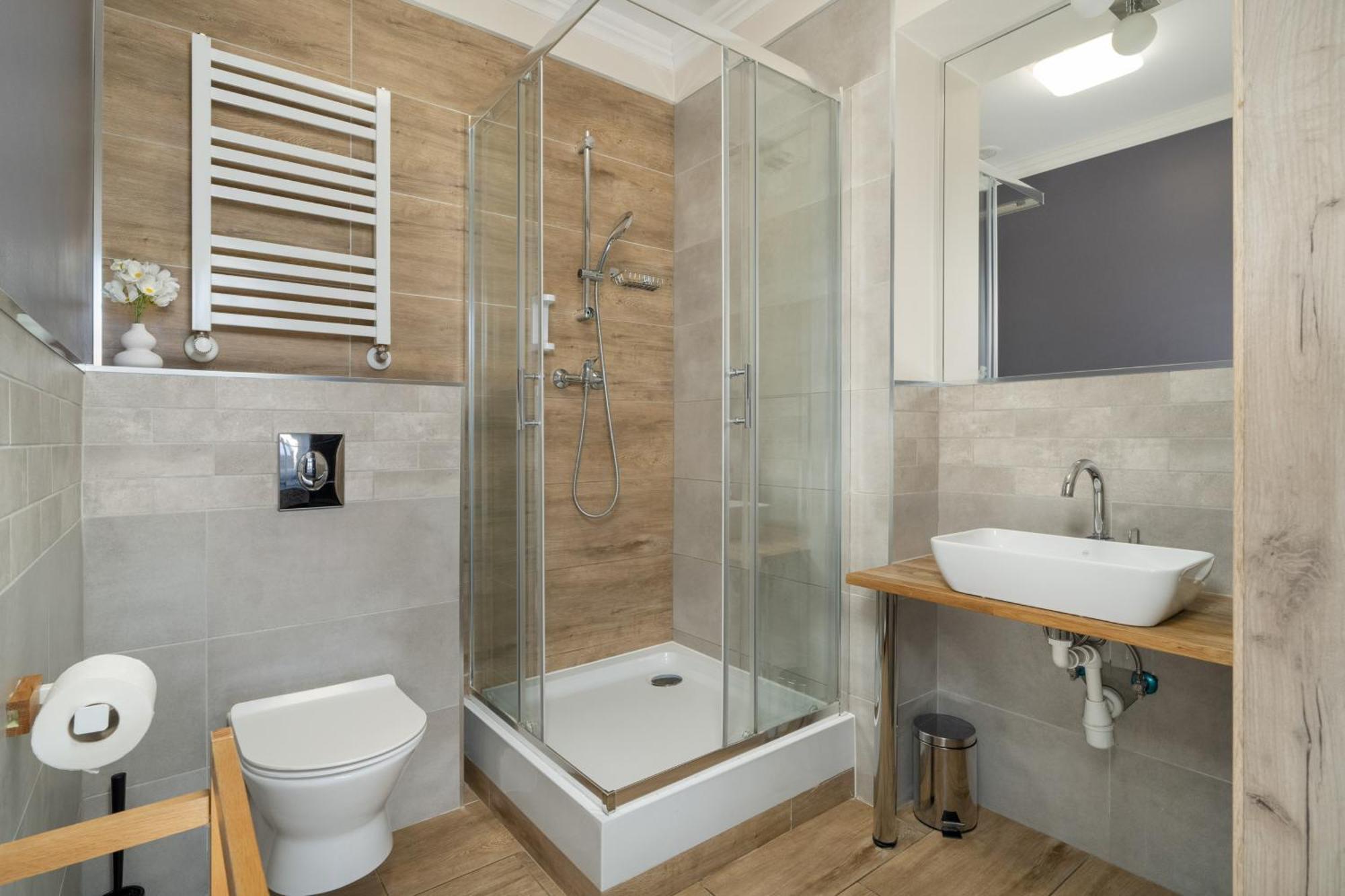 Przytulne Studia Very Berry W Poznaniu Blisko Parku By Renters Apartment Posen