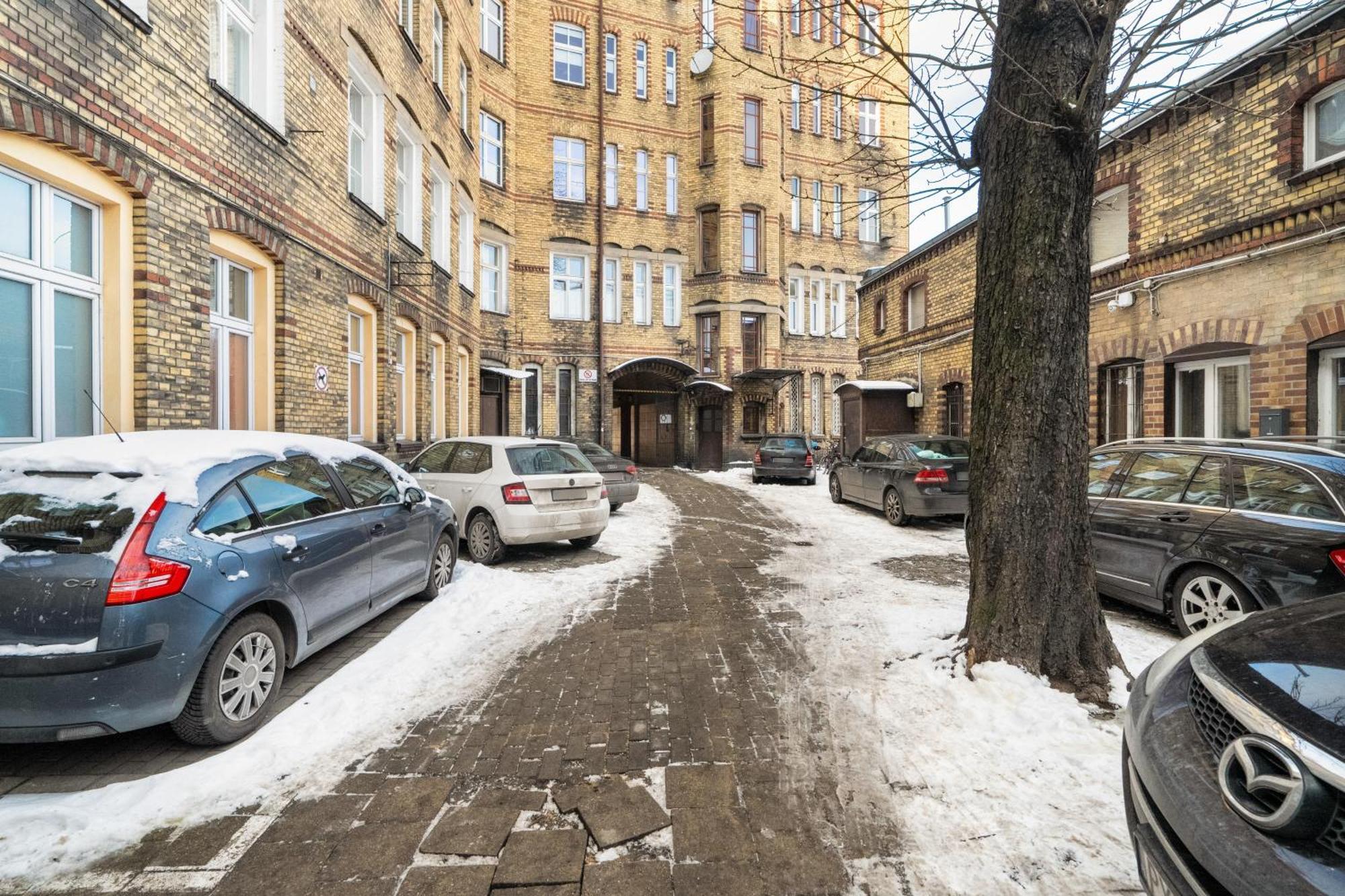 Przytulne Studia Very Berry W Poznaniu Blisko Parku By Renters Apartment Posen