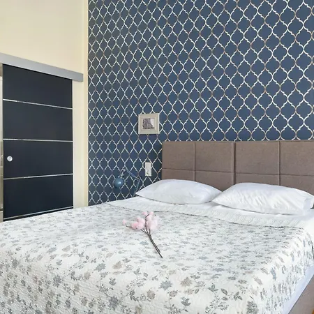 Przytulne Studia Very Berry W Poznaniu Blisko Parku By Noclegi Renters Exterior photo