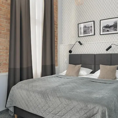 Przytulne Studia Very Berry W Poznaniu Blisko Parku By Noclegi Renters Exterior photo