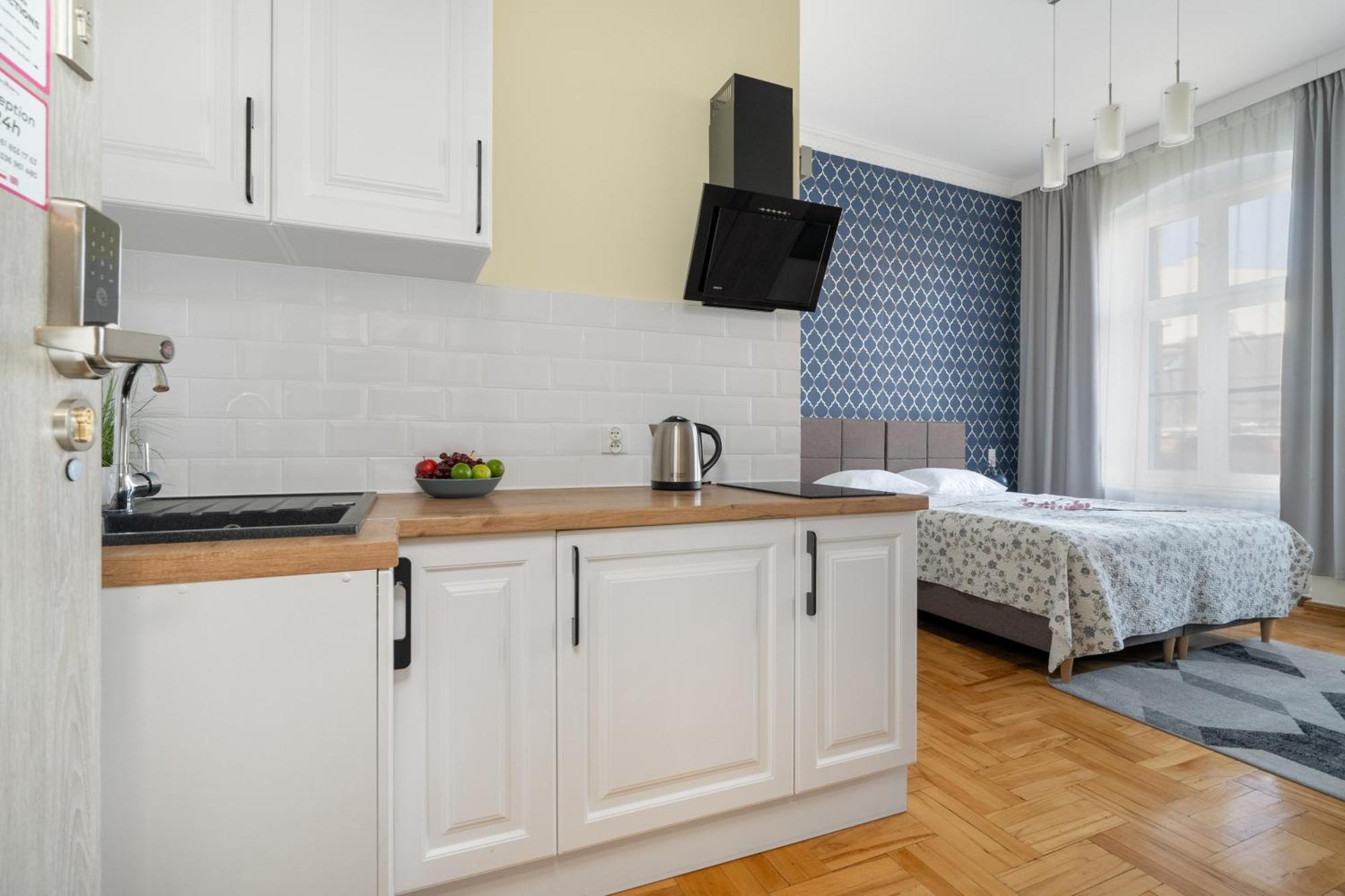 Przytulne Studia Very Berry W Poznaniu Blisko Parku By Renters *